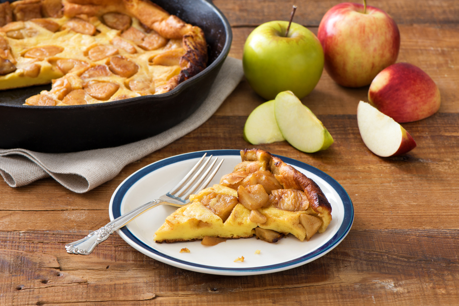 Puffy Baked Apple Pancake