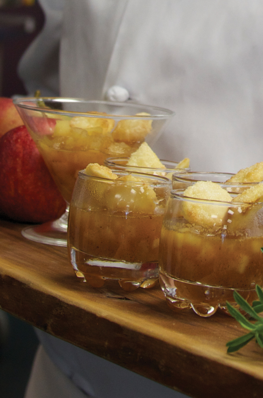 Ontario Apple Pie Shooters